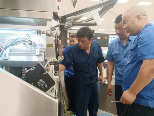 技術(shù)協(xié)同提效能，專業(yè)輪保養(yǎng)精兵——河南中煙漯河卷煙廠與常德煙機公司攜手推進新型設(shè)備深度維保